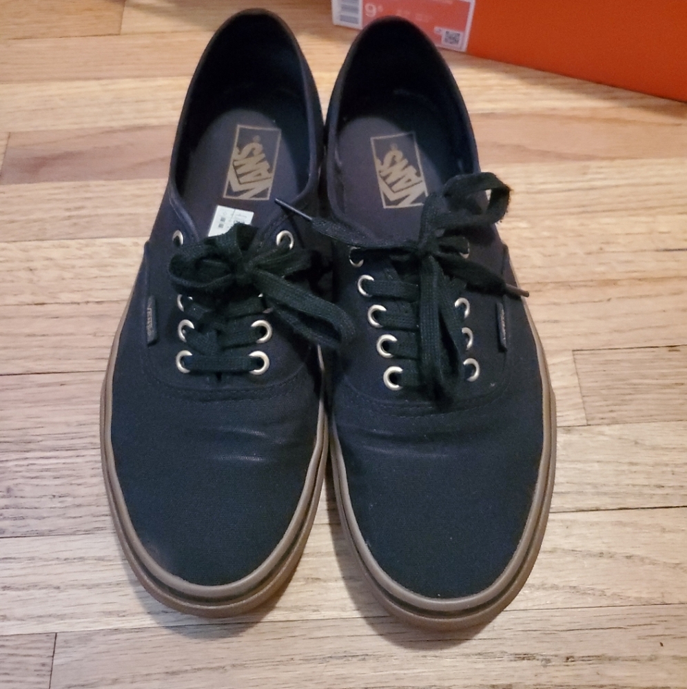 Vans "Authentic" Sneakers (Black/Rubber) Skateboarding Classic Era